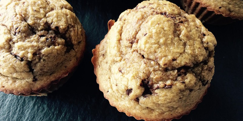 Muffins de Aveia, Banana e Chocolate: Receita Deliciosa em 3 Passos para um Lanche Irresistível